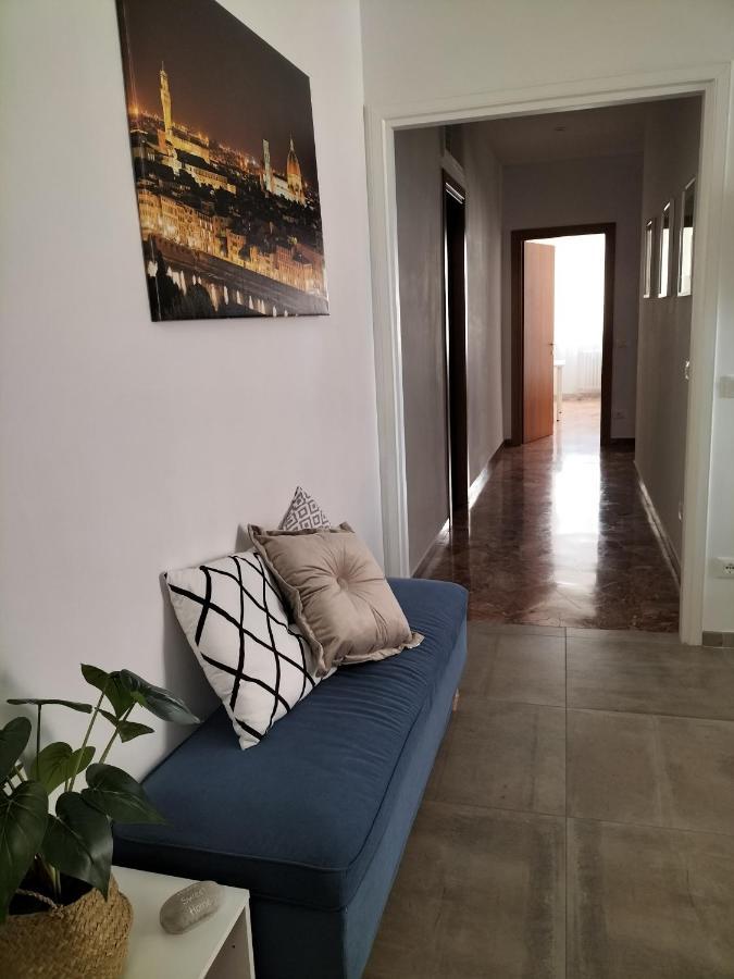 Liz'S House, Appartamento Super Servito A Firenze Екстериор снимка